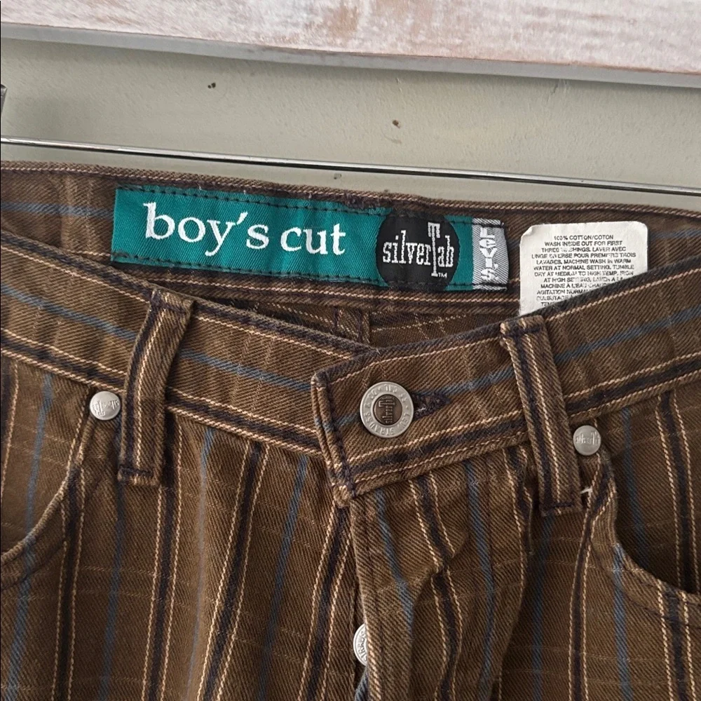 Vintage Levi’s SilverTab “Boy’s Cut” Plaid Jeans - Picture 5 of 9